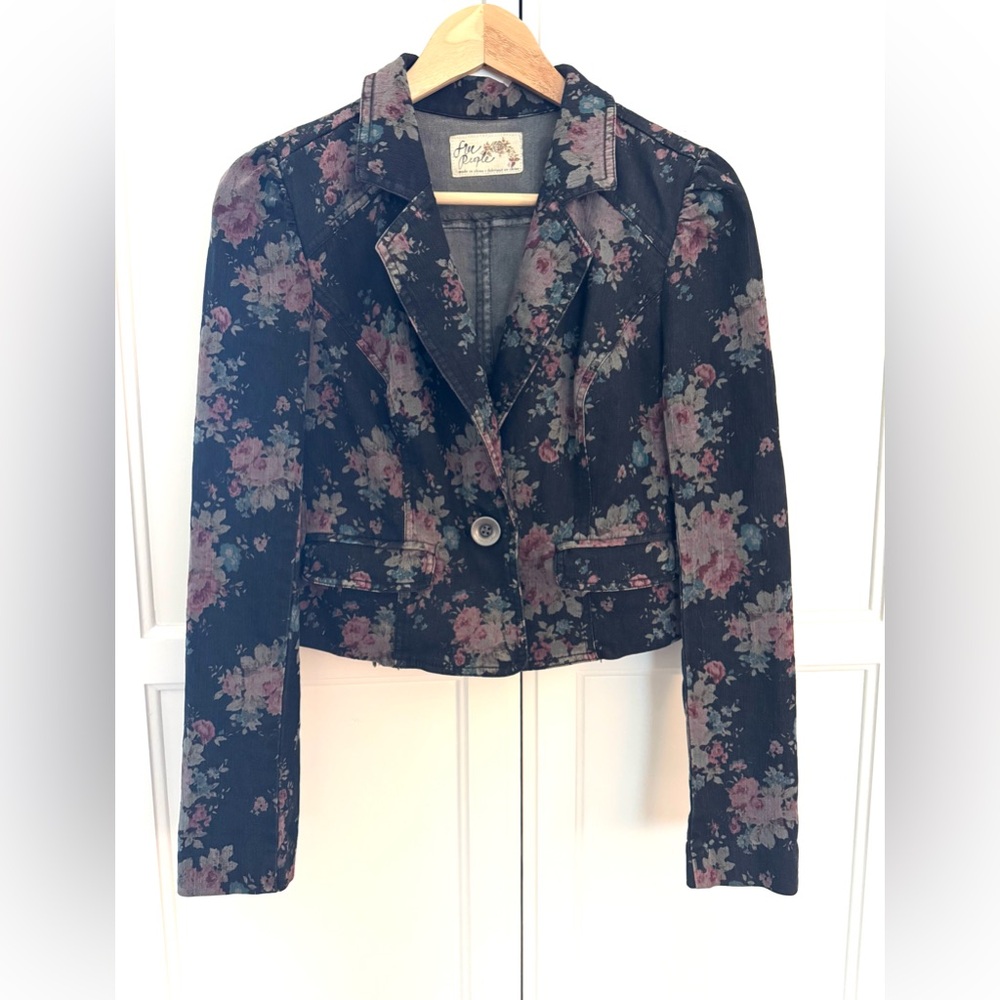 Free People Floral Distressed Y2K Cropped Blazer - Picture 3 of 9